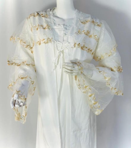 روب نفاس فخامة