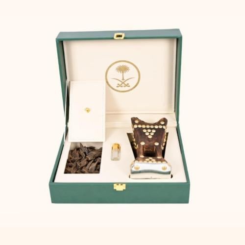 شنطة جلد تراثية