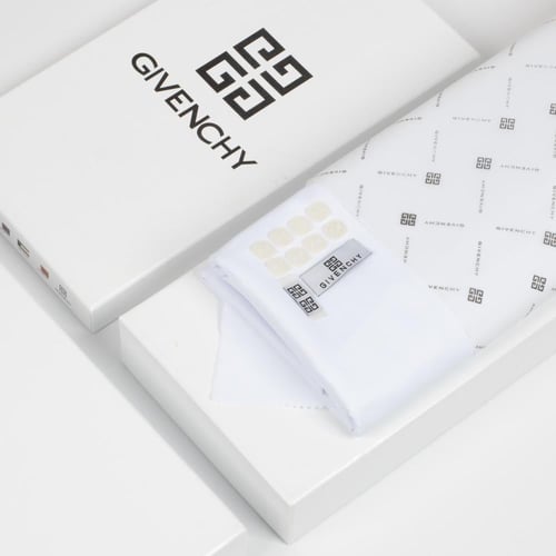 بكج شماغ جيفنشي ابيض 2025 + قماش جيفنشي اخر اصدار