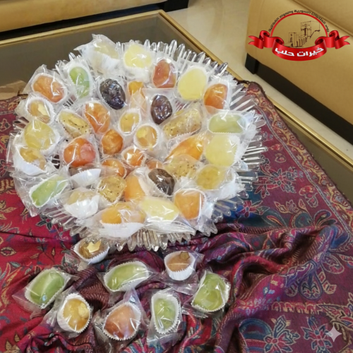 فاكهة محفوظة بالتبريد محلاة بالسكر