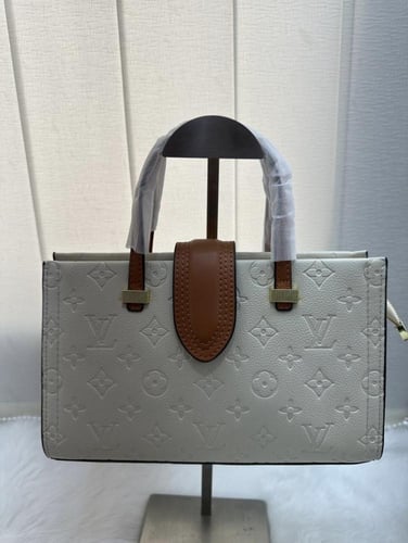 حقيبة كتف من لويس فيتون