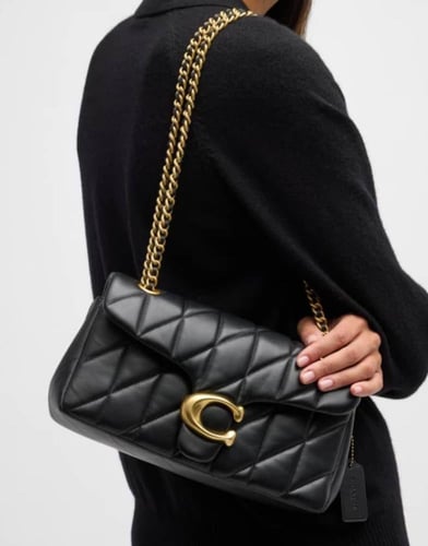 حقيبة كتف سوداء من كوتش