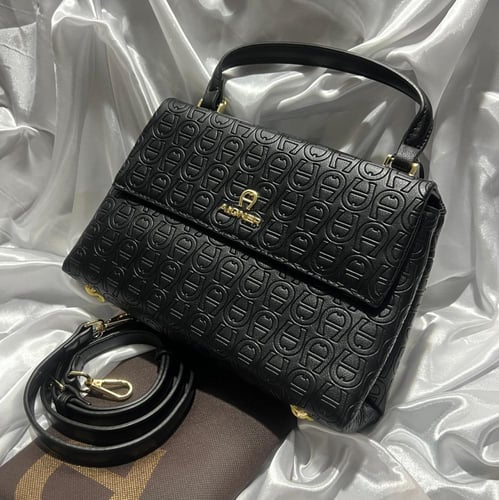 حقيبةAigner النسائية