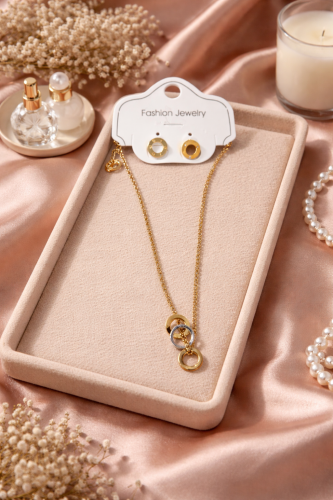 طقم سلسال وحلق ناعم ذهبي