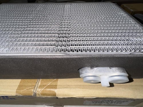 ثلاجه مكيف صالون تويوتا 2008 وفوق دانسو