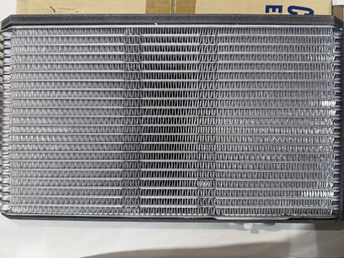 ثلاجه مكيف صالون تويوتا 2008 وفوق دانسو