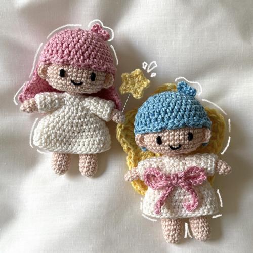 Little Twin Stars