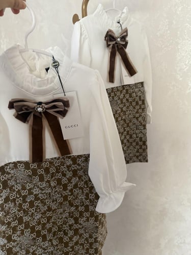 فستان قوتشي انيق مخمل من الاسفل