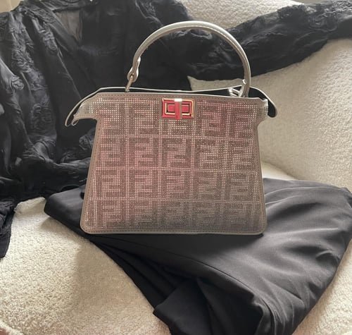 حقيبة فندي للمناسبات كريستال فضي