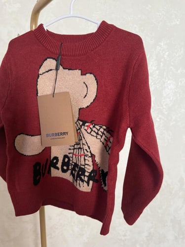 بلوفر بربري صوف للجنسين باللون العودي