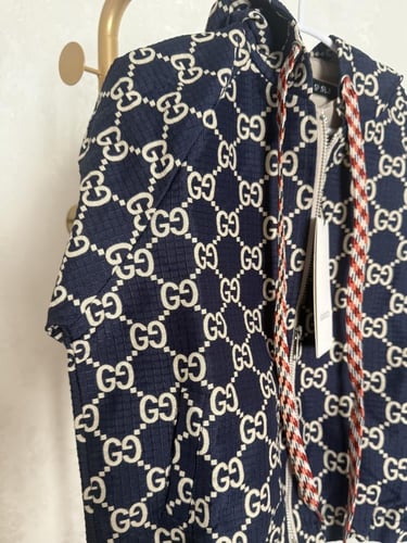 جاكيت قوتشي فخم للجنسين باللون الكحلي