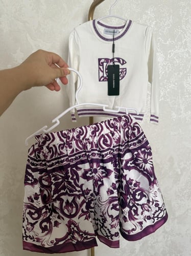 تيورD&G قطعتين باللون البنفسجي