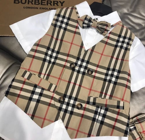 بدلة بربري ولادي 4قطع تي شيرت+بيونة+سيديري+شورت