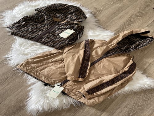 جاكيت فندي دبل فيس طبق الاصل للجنسين