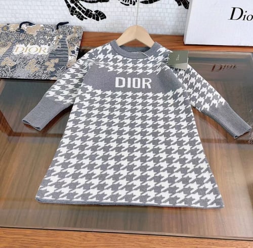 فستان ديور صوف طبق الاصل