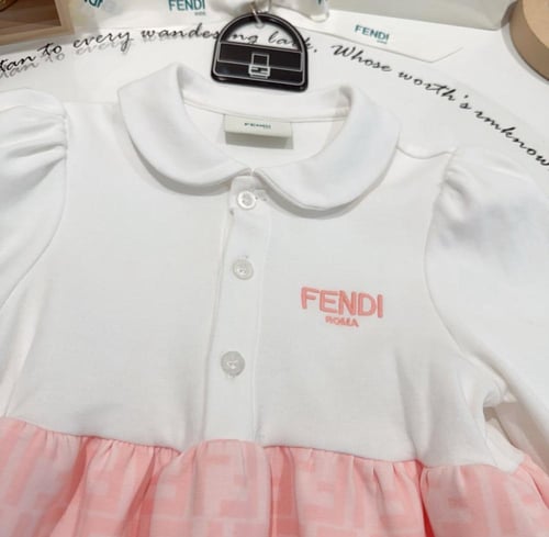 فستان فندي طبق الاصل