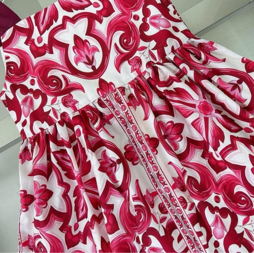 فستان دولتشي قابانا بدون اكمام