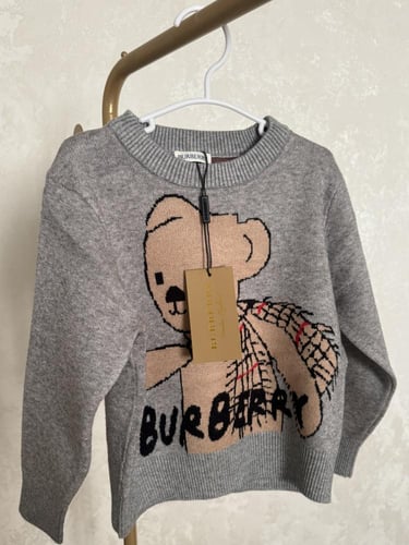 بلوفر بربري صوف للجنسين باللون الرمادي