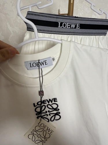 تيور لويفي ابيض قطن بارد مزين بكسر