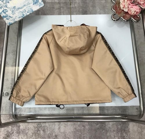 جاكيت فندي دبل فيس طبق الاصل للجنسين