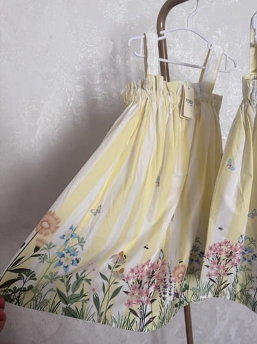 فستان فندي ليموني مشجر من الاسفل