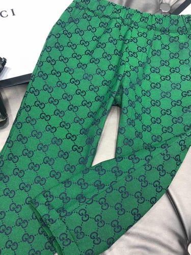 بدلة قوتشي ولادي قطعتين