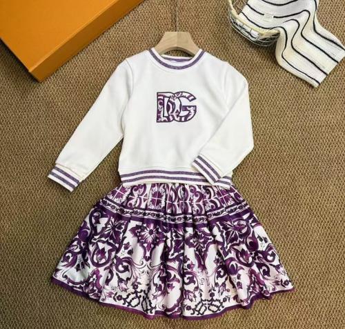 تيورD&G قطعتين باللون البنفسجي