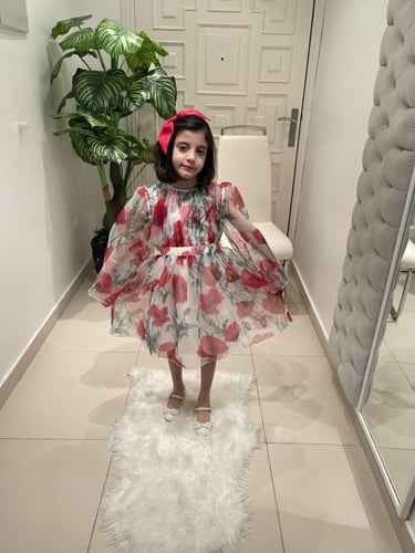 فستانD&G اورقنزا بأكمام واسعة