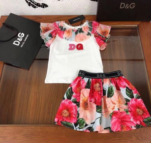 تيور D&G قطعتين مزين بكرنيشة