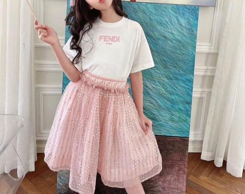 تيور فندي قطعتين فخم مزين بترتر