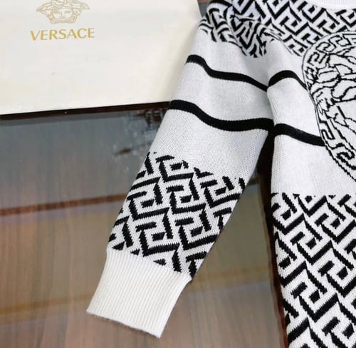 فستان فرزاتشي صوف محبوك