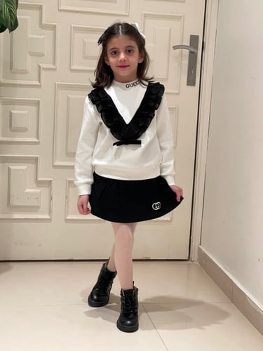 تيور قوتشي مزين بكرنيشة قطعتين