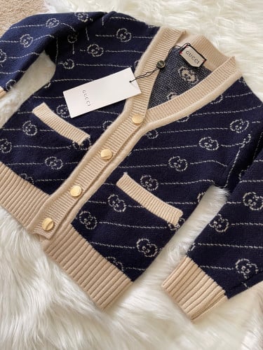 سويتر قوتشي صوف للجنسين