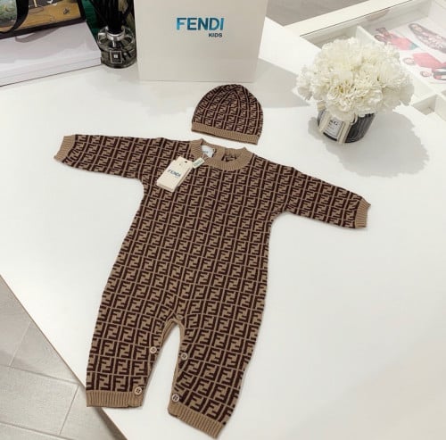 افرول فندي صوف+قبعة طبق الاصل