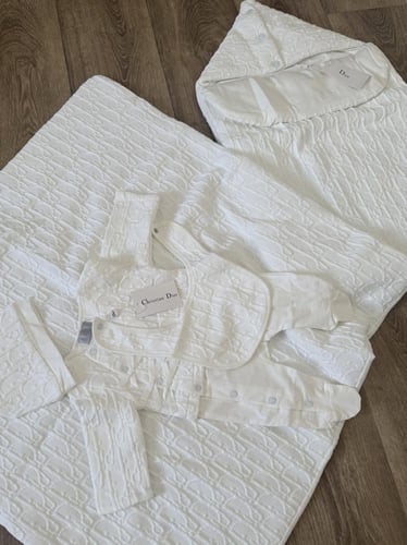 طقم استقبال ديور 5 قطع قطن100‎%‎