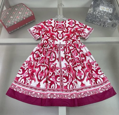 فستان دولتشي قابانا عودي بكم قصير