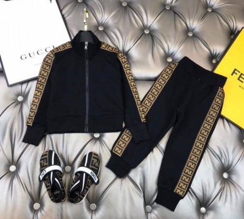 بدلة فندي ولادي قطعتين