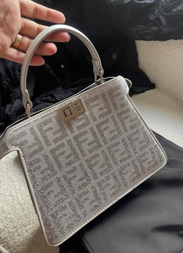 حقيبة فندي للمناسبات كريستال فضي