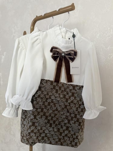 فستان قوتشي انيق مخمل من الاسفل