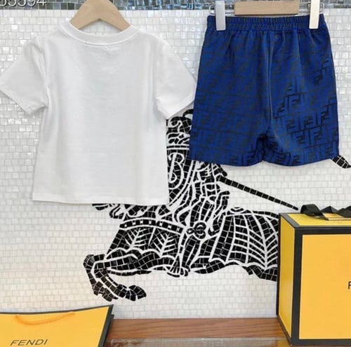 بدلة ولادي باللون الكحلي