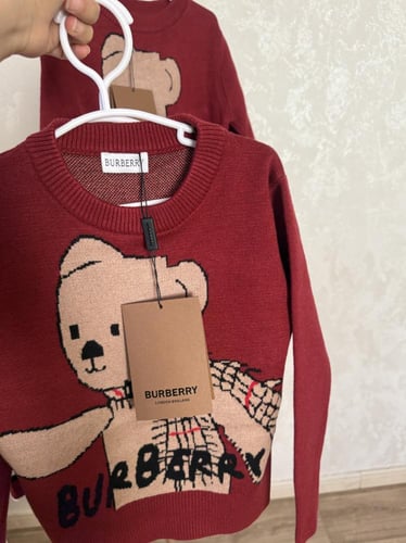 بلوفر بربري صوف للجنسين باللون العودي