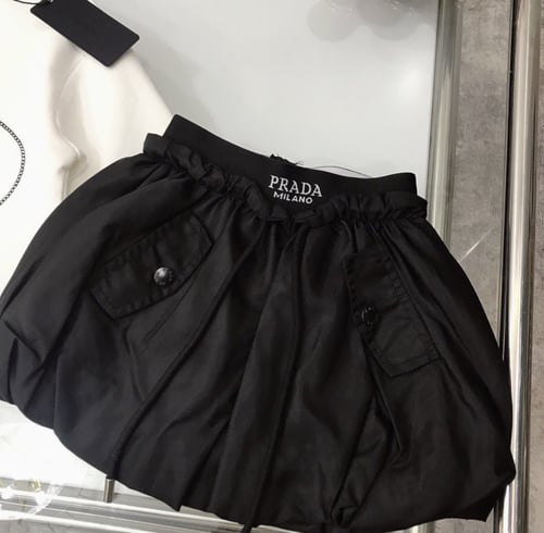 تيور برادا انييق التنورة موديل بف