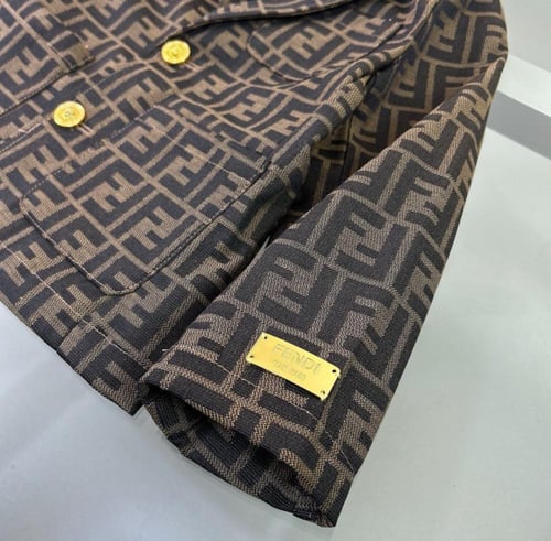 بدلة فندي ولادي رسمي قطعتين جاكيت+شورت فقط