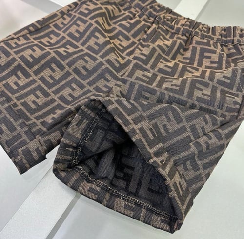 بدلة فندي ولادي رسمي قطعتين جاكيت+شورت فقط