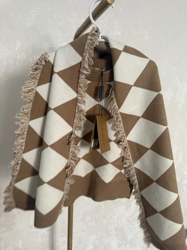 بلوفر بربري مع الشال صوف مناسب للجنسين