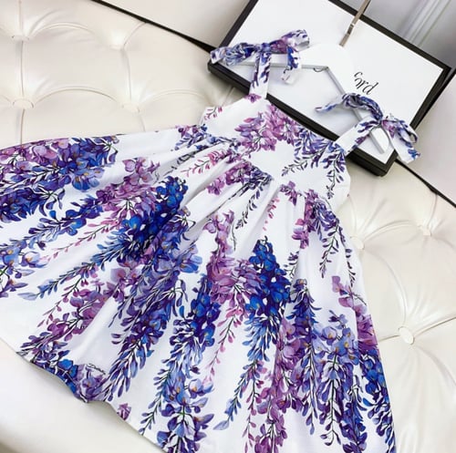 فستان d&gمزين بربطات ع الكتف