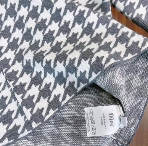 فستان ديور صوف طبق الاصل