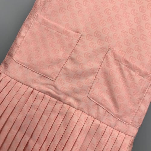 فستان قوتشي فخم مزين بكسر