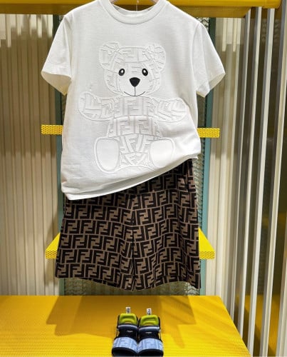 بدلة فندي ولادي طبق الاصل