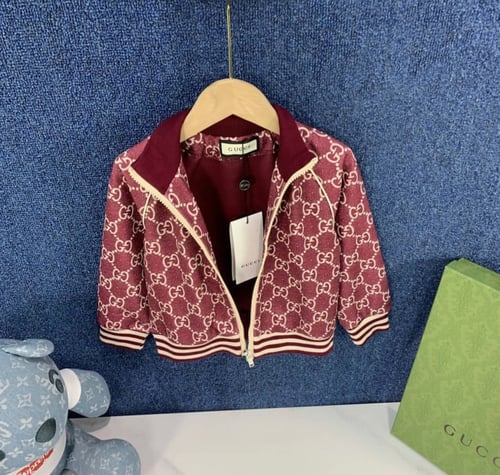 ترنق قوتشي قطعتين خريفي للجنسين